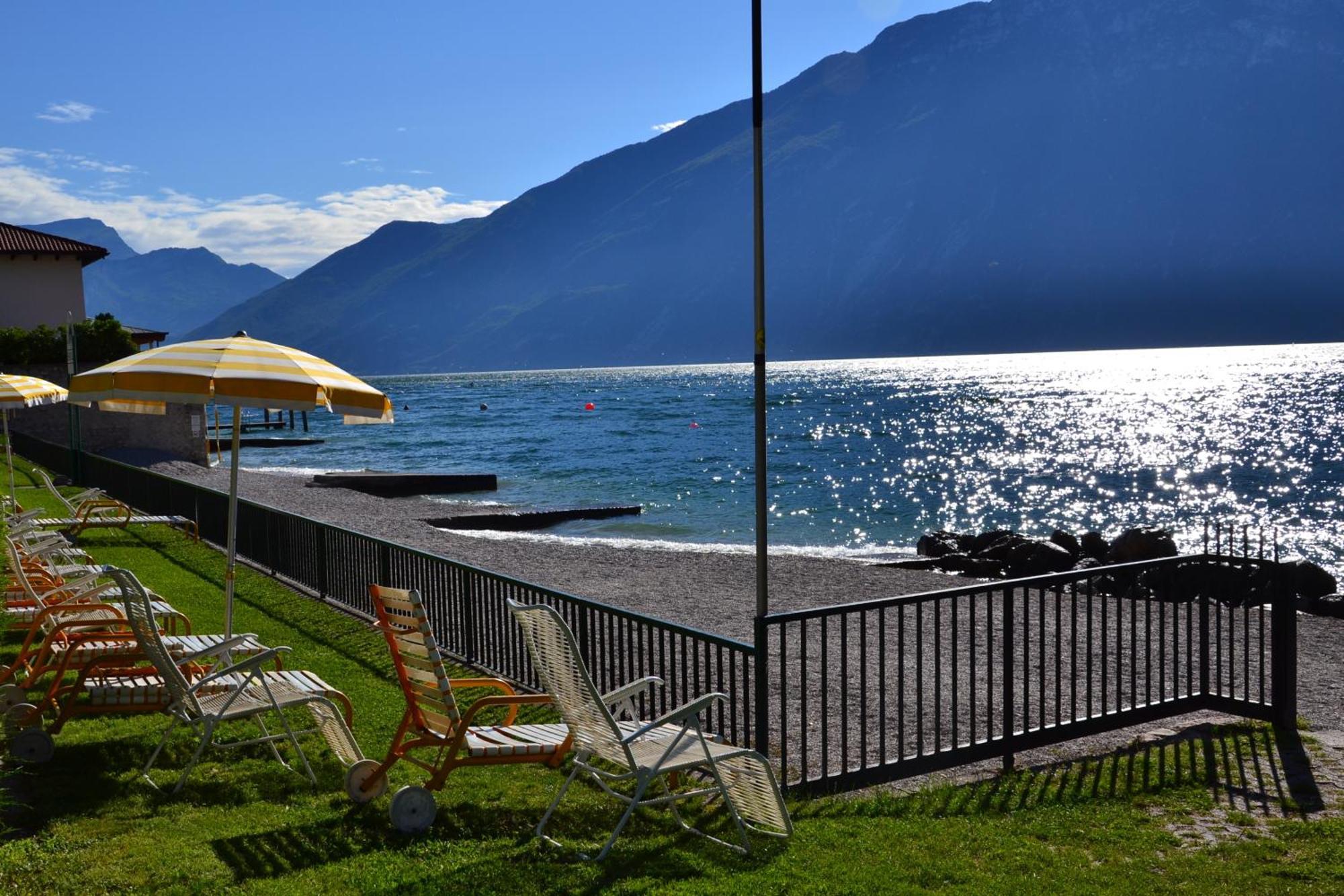 Residence San Luigi Limone sul Garda Bagian luar foto