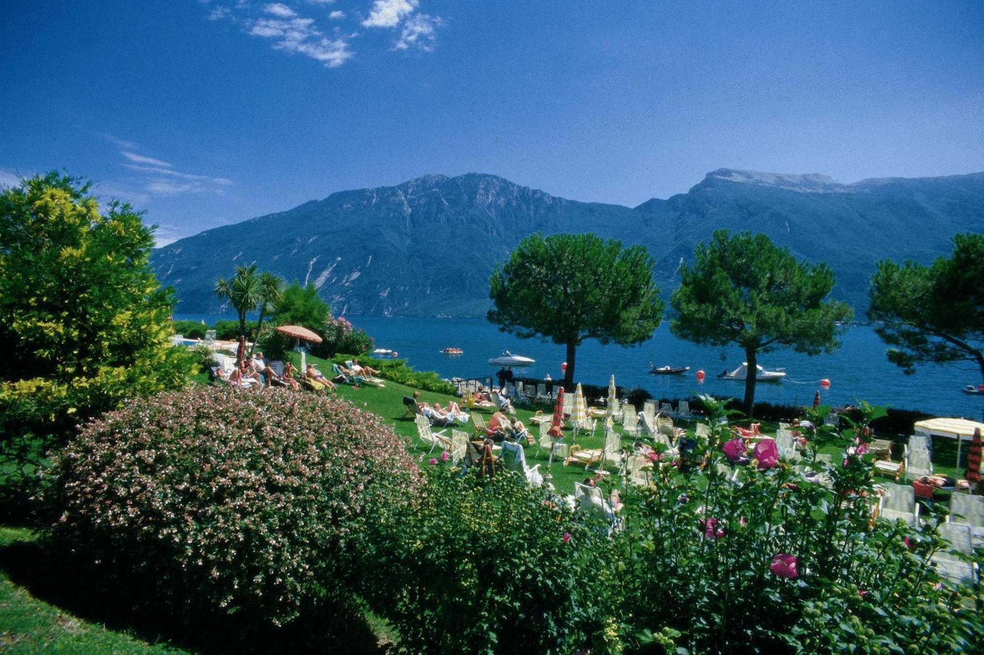 Residence San Luigi Limone sul Garda Bagian luar foto