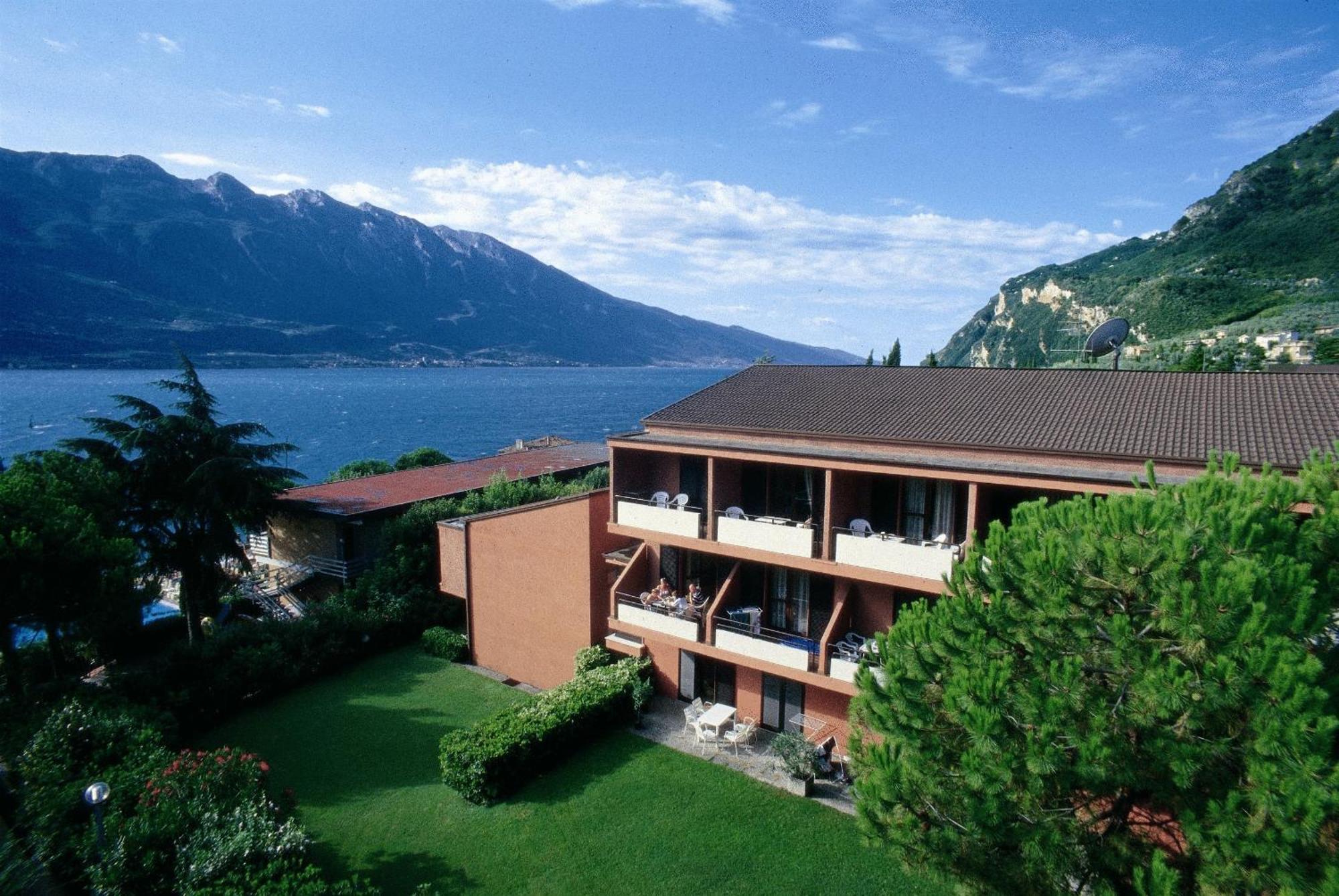 Residence San Luigi Limone sul Garda Bagian luar foto