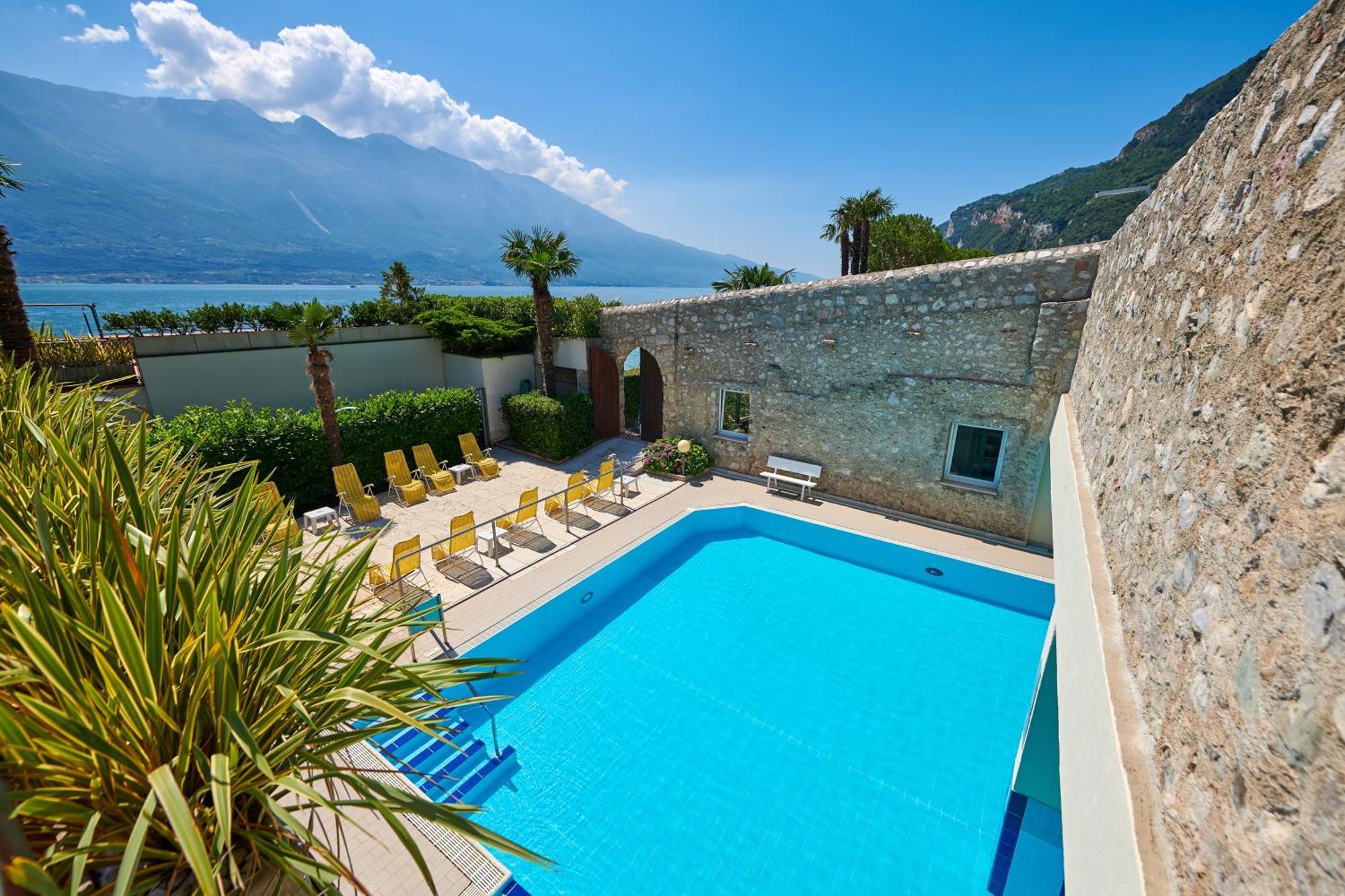Residence San Luigi Limone sul Garda Bagian luar foto