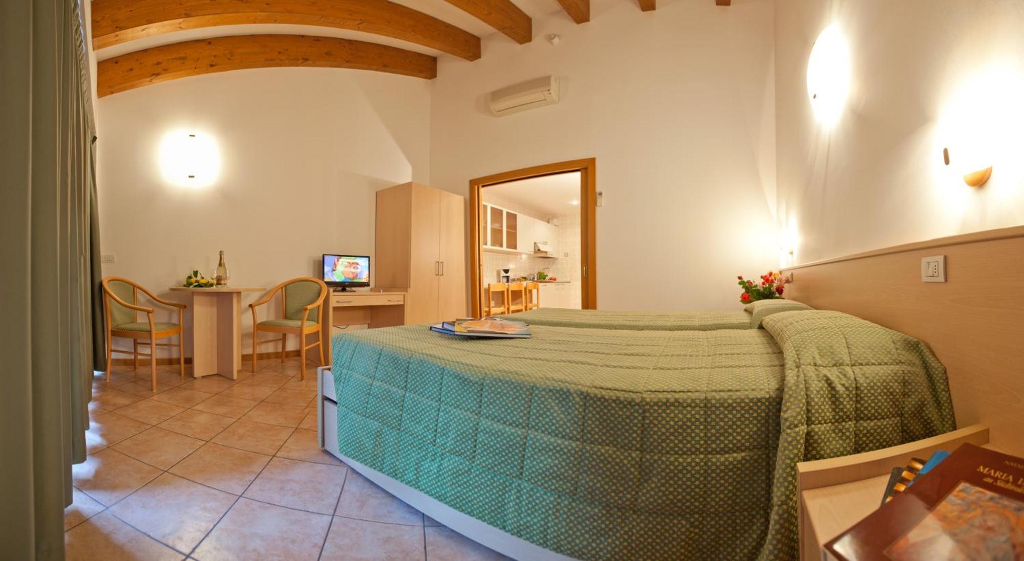 Residence San Luigi Limone sul Garda Bagian luar foto