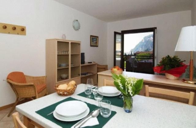 Residence San Luigi Limone sul Garda Bagian luar foto